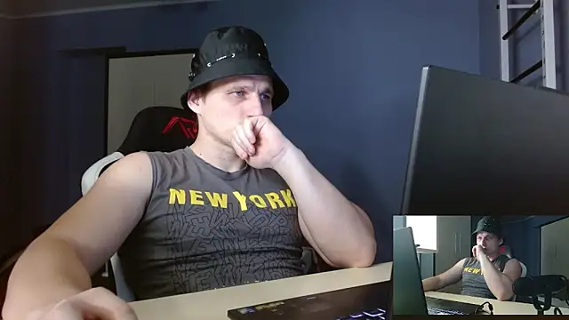 Poliglotjoe1 online show from February 17, 2026, 9:10 pm