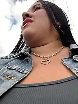 Kendra-daring online show from April 11, 2026, 8:24 pm