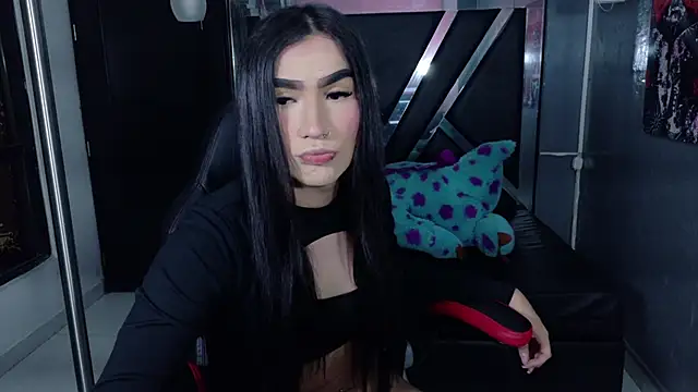 Evangeline Star1 online show from November 28, 2025, 8:00 pm