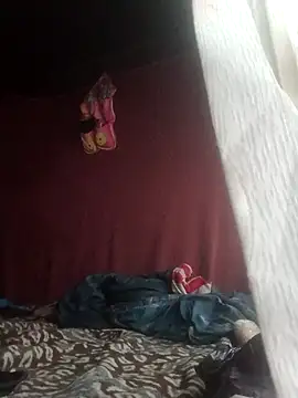 Eezxxx online show from February 4, 2026, 6:03 pm