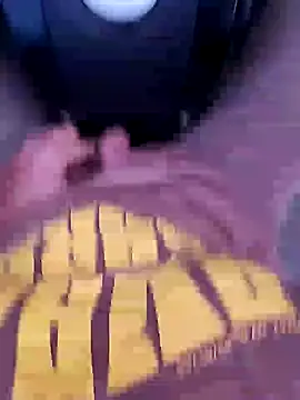 Meow buggie online show from December 22, 2025, 2:47 pm