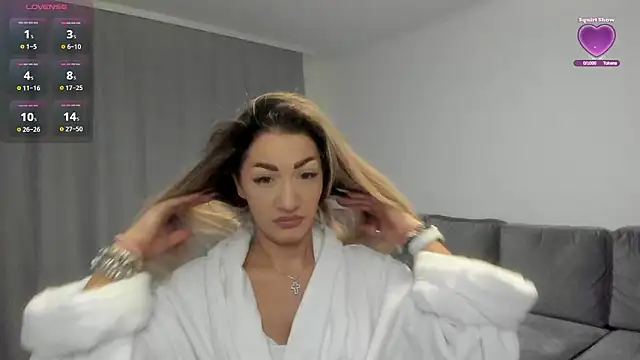 rossana doll online show from February 2, 2026, 7:07 am