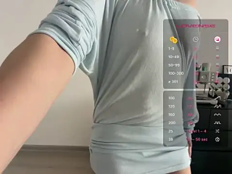 Snapshot of mitao_xx chatting on June 14, 2026, 2:24 am mitao xx online show from June 14, 2026, 2:24 am
