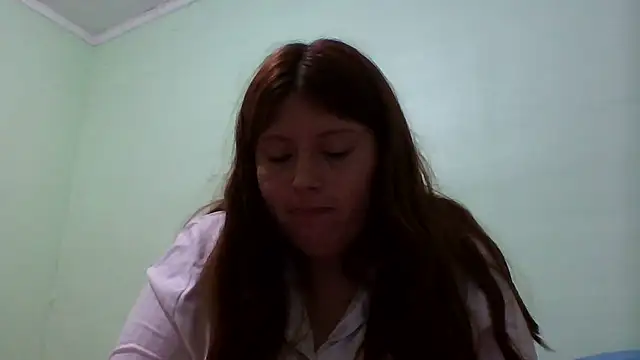 Snapshot of milaaagracee chatting on May 31, 2026, 12:19 am milaaagracee online show from May 31, 2026, 12:19 am