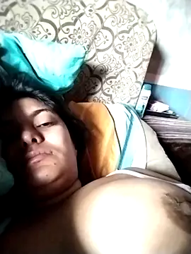 YouladyVidal online show from April 3, 2026, 1:09 pm