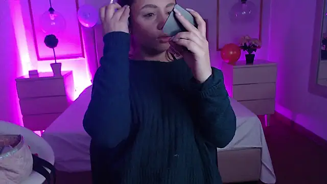 Snapshot of Alice_Sinclair_ chatting on November 26, 2025, 12:39 pm Alice Sinclair online show from November 26, 2025, 12:39 pm