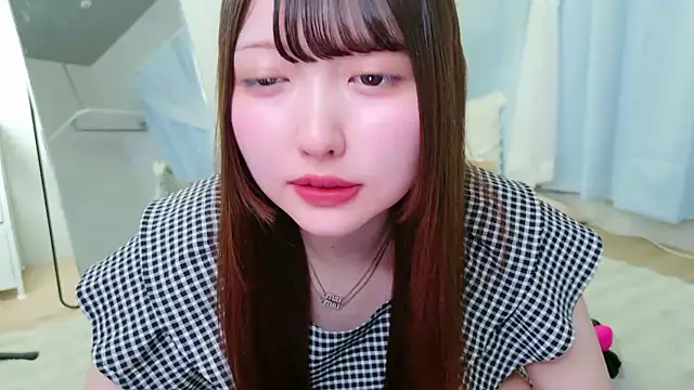  Sakura F online show from May 3, 2026, 4:35 pm