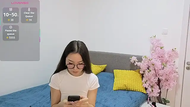 Nari Jin online show from November 21, 2025, 5:00 pm