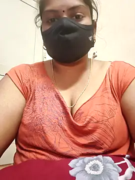 Snapshot of Paru_Tamil_Ponnu chatting on November 22, 2025, 5:56 pm Paru Tamil Ponnu online show from November 22, 2025, 5:56 pm