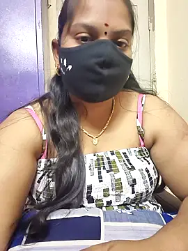 Snapshot of Paru_Tamil_Ponnu chatting on November 28, 2025, 5:54 am Paru Tamil Ponnu online show from November 28, 2025, 5:54 am