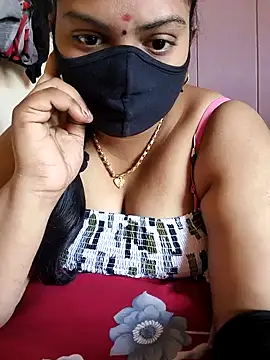 Snapshot of Paru_Tamil_Ponnu chatting on December 1, 2025, 6:29 am Paru Tamil Ponnu online show from December 1, 2025, 6:29 am