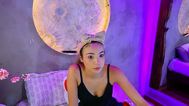 Snapshot of Kaaory chatting on June 26, 2026, 4:00 pm Kaaory online show from June 26, 2026, 4:00 pm