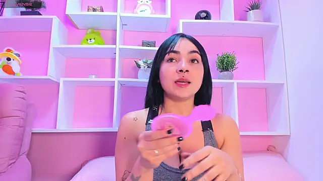 kittyMelvis online show from December 2, 2025, 11:37 am