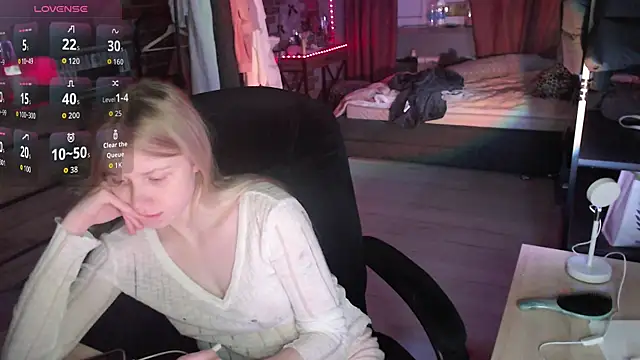 Snapshot of mollydollka chatting on December 1, 2025, 2:00 pm mollydollka online show from December 1, 2025, 2:00 pm