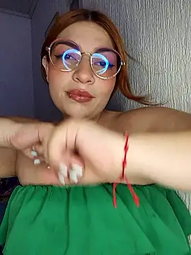 Snapshot of mila_curvy chatting on March 26, 2026, 5:57 am mila curvy online show from March 26, 2026, 5:57 am