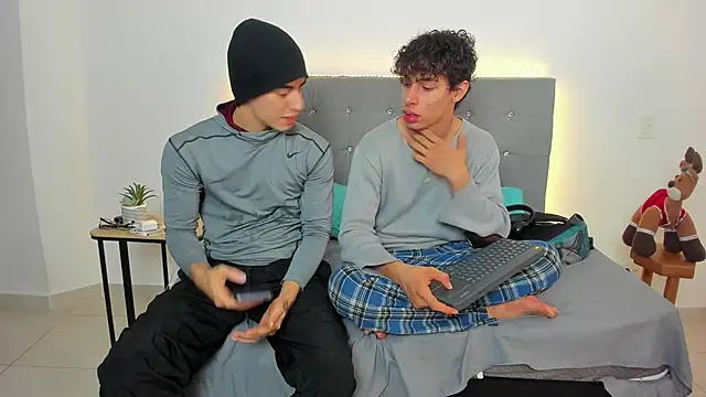 Snapshot of eren_jeager chatting on November 27, 2025, 3:08 am eren jeager online show from November 27, 2025, 3:08 am