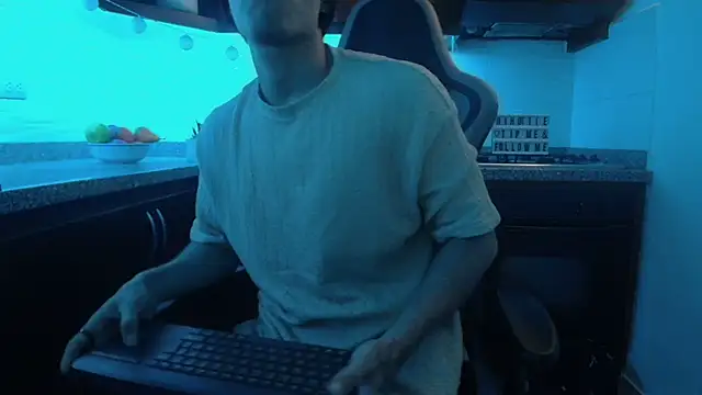 eren jeager online show from January 11, 2026, 5:07 pm