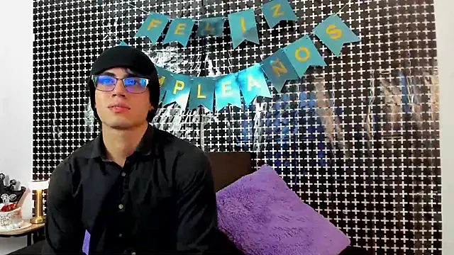 eren jeager online show from February 17, 2026, 1:24 am