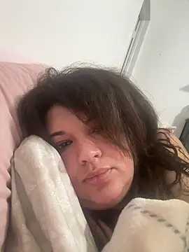 Snapshot of lasirenitabella chatting on November 27, 2025, 7:32 am lasirenitabella online show from November 27, 2025, 7:32 am