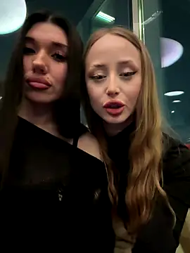 GraceSecrettt online show from December 15, 2025, 5:06 pm