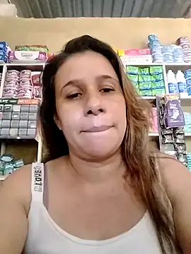 MIA-LARIOS online show from April 17, 2026, 1:58 pm