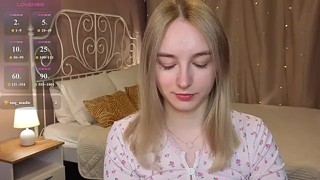Snapshot of Shy_Polly chatting on May 20, 2026, 12:06 am Shy Polly online show from May 20, 2026, 12:06 am