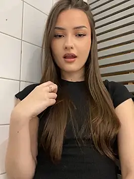 BimboTwiins online show from December 5, 2025, 3:41 pm