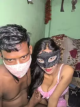 Laxmidevi000 online show from July 7, 2026, 6:23 pm