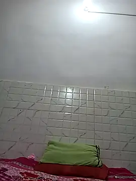 Lovely girl- online show from January 11, 2026, 4:28 am