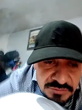 paoandjoe1010 online show from November 30, 2025, 8:57 pm