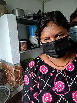 Desicouple1706 online show from January 8, 2026, 2:03 am