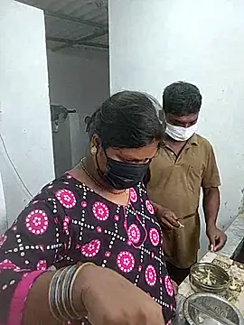 Desicouple1706 online show from January 11, 2026, 3:44 am