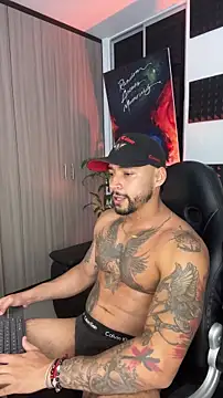 NikoHank online show from December 18, 2025, 8:31 am