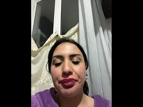     Eva     online show from December 2, 2025, 9:10 pm