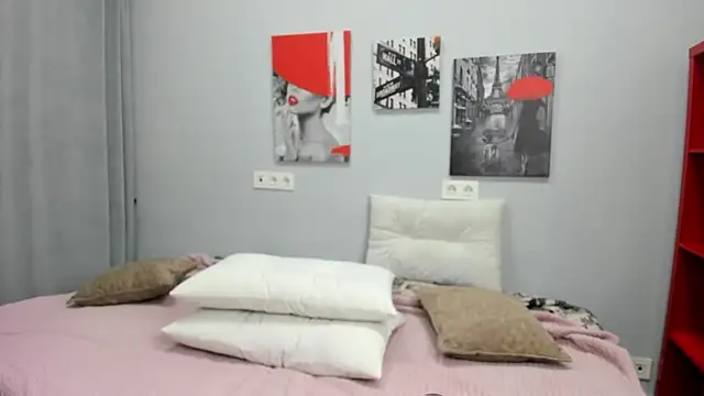 Brightly Heizer online show from July 9, 2026, 12:26 am