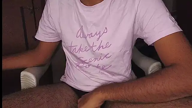 varunvk online show from December 8, 2024, 4:39 pm