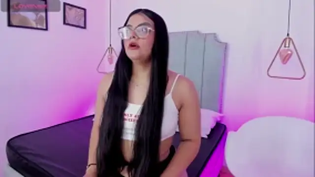 Snapshot of ScarlettWhitmore chatting on November 30, 2025, 4:27 am ScarlettWhitmore online show from November 30, 2025, 4:27 am