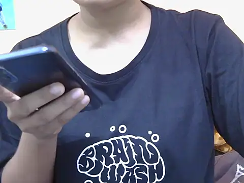 Honey Baby1 online show from February 22, 2026, 6:24 am