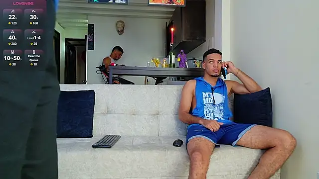 heteros curious online show from December 13, 2025, 8:25 pm