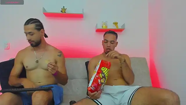 heteros curious online show from March 23, 2026, 12:58 am