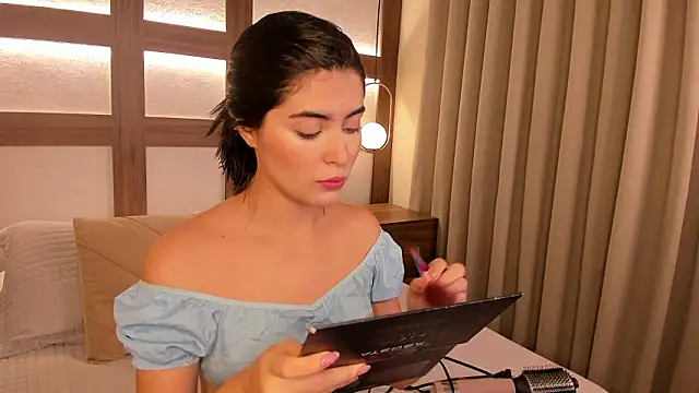 SarhaVega online show from February 24, 2026, 12:36 pm