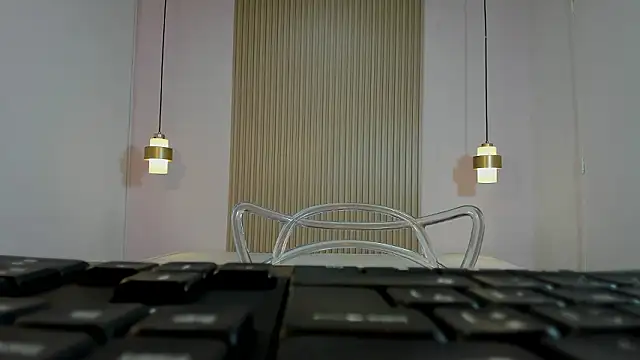 Izelevans online show from February 19, 2026, 12:34 pm