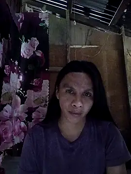 lovelycarla32 online show from December 18, 2025, 2:39 am