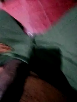 lovedbo online show from November 23, 2025, 4:29 pm