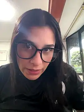 ArinaFoxx online show from January 15, 2026, 4:11 pm