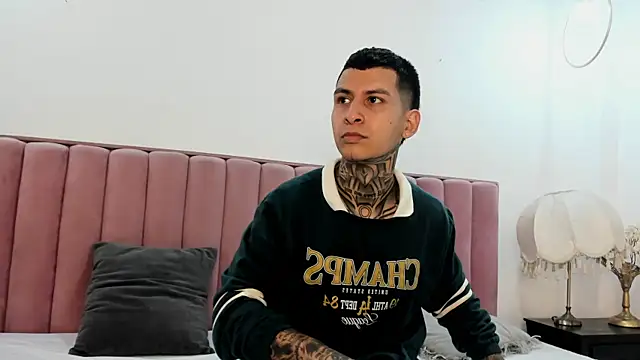 Andrew sanders68 online show from December 20, 2025, 3:24 am