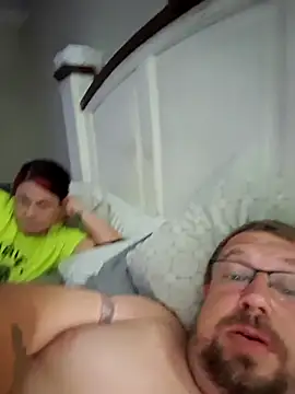 mr girthyandsweetcheeks online show from July 23, 2026, 4:10 am