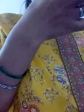 Hot hania online show from November 24, 2025, 10:37 am