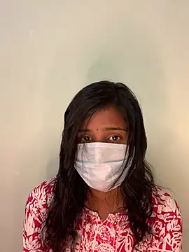 honeygirl6996 online show from February 24, 2026, 5:49 am