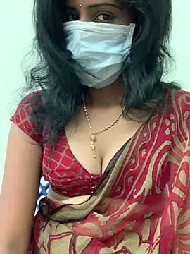honeygirl6996 online show from May 19, 2026, 7:26 am